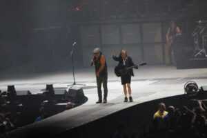 acdc img 4243